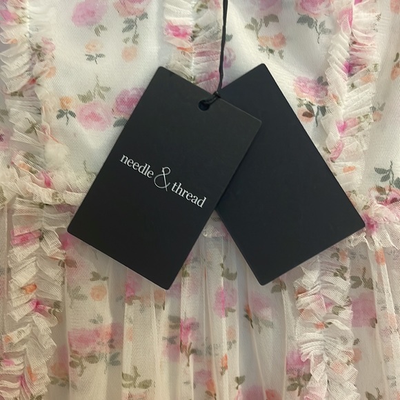 NWT ruffle mini - Picture 12 of 12